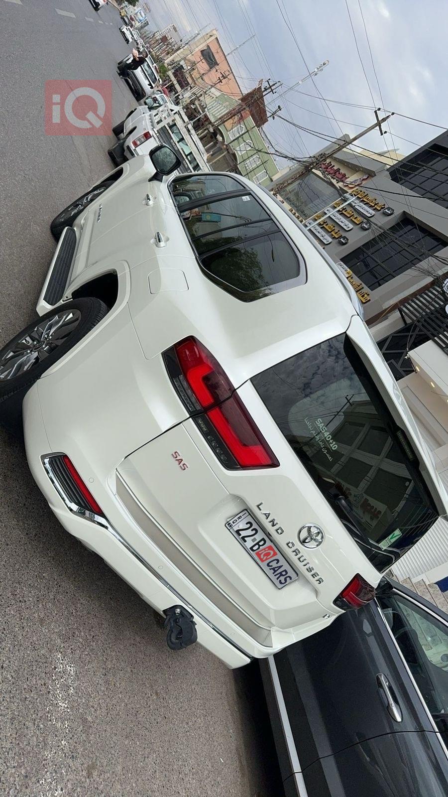 تويوتا لاندكروزر